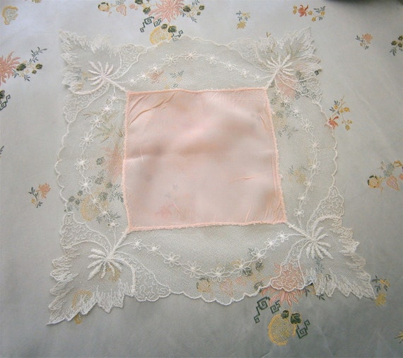 Original 1930s/30s 1940s/40s White Lace Trimmed Sh