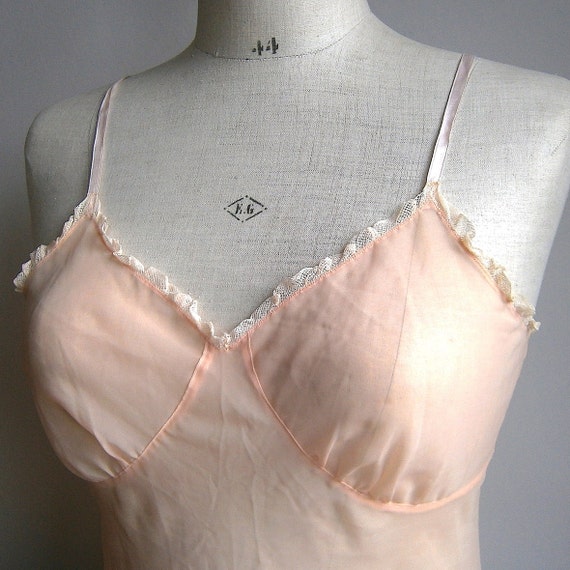 Vintage 1950s 50s Peach Sheer Nylon Peach Lace Tr… - image 1