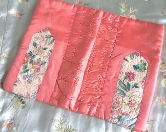 Vintage 1930s 40s Pink Nightgown Case Pyjama Case Floral Applique