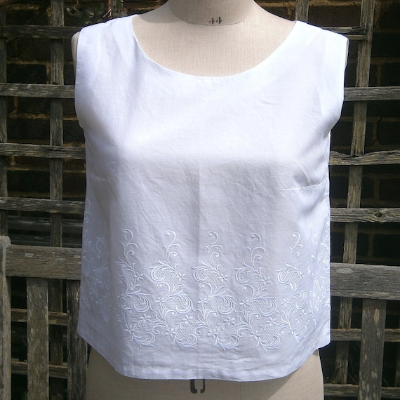 Vintage 1950s 50s White Cotton Lawn Embroidered B… - image 6