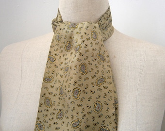 Vintage 1950s Sammy Ascot Cravat 50s Green Paisley Design Made in England