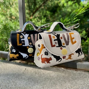 Mini sac ITH, broderie machine I love cat, broderie kitty, broderie de pattes de chat, silhouette de chat, sac pour clés, loquet pour cartes, porte-mouchoirs