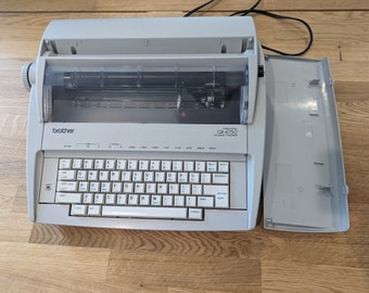 Brother GX-6750  Electric Daisy Wheel Typewriter 2001