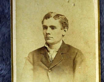 Southern Cabinet Card Photograph, Moyston Memphis Tennessee - Dashing young man