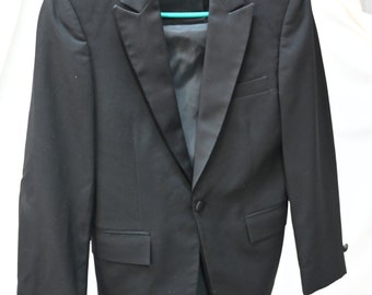 Men's Black Tuxedo Jacket with Satin Peak Lapels 35S