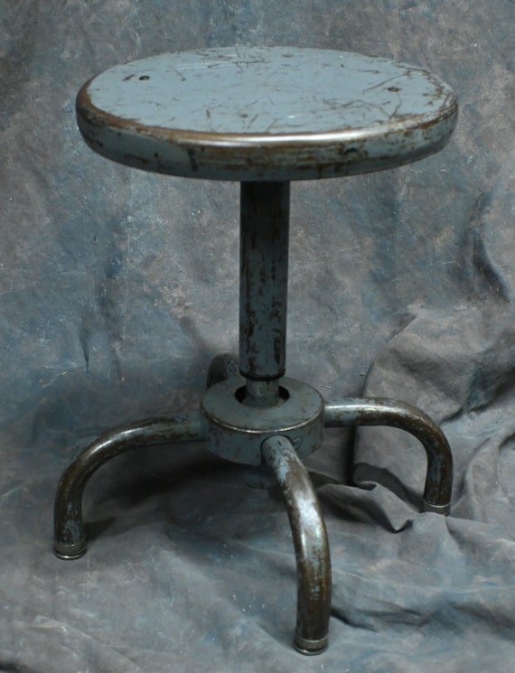 Photography Posing Stool (18-26") or Shop stool - image 1
