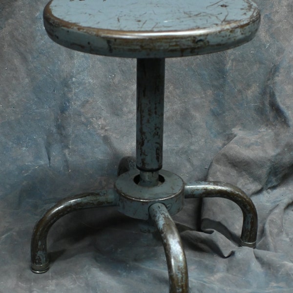 Photography Posing Stool (18-26") or Shop stool