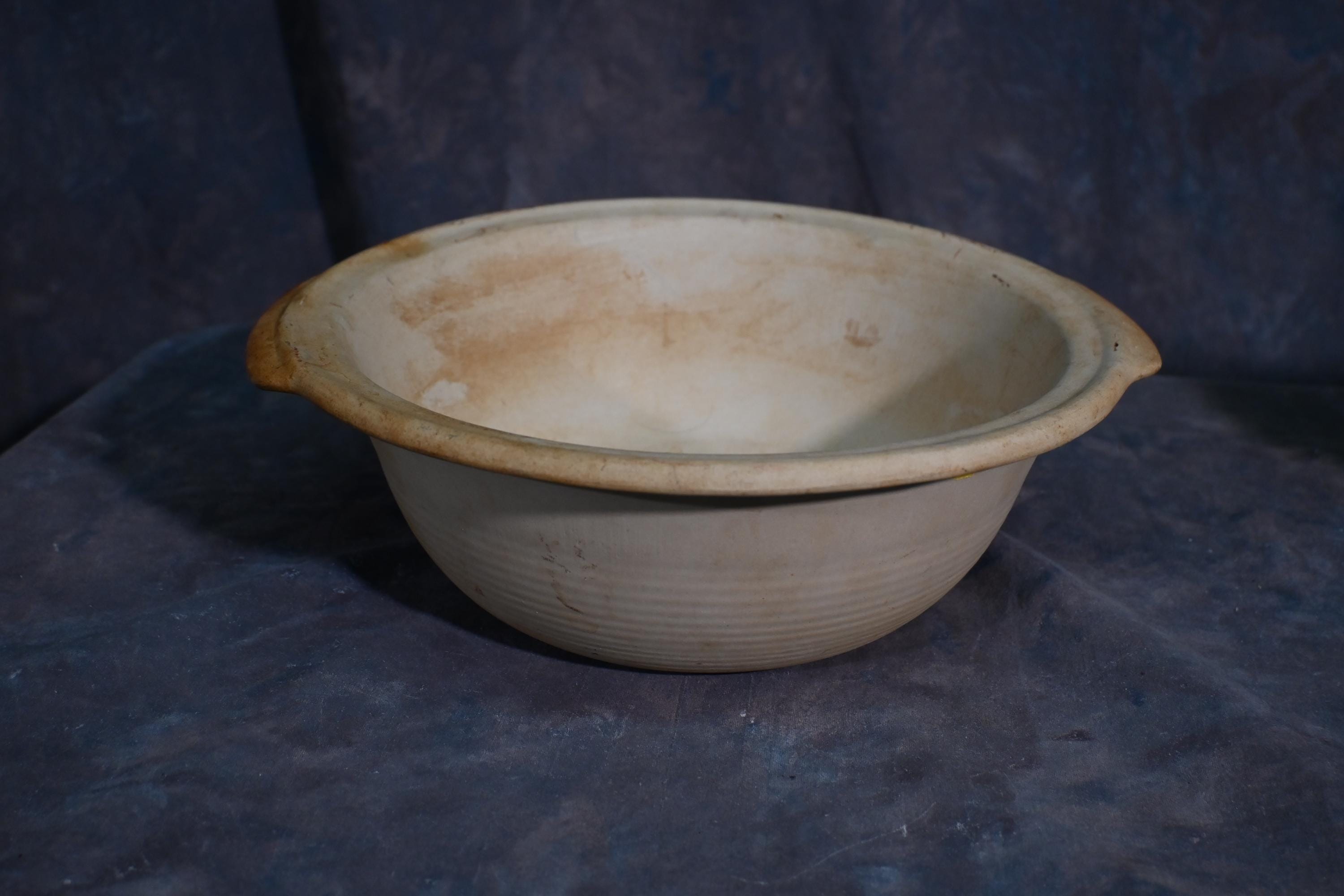 The Pampered Chef Family Heritage Collection Stoneware popular Baking Bowl