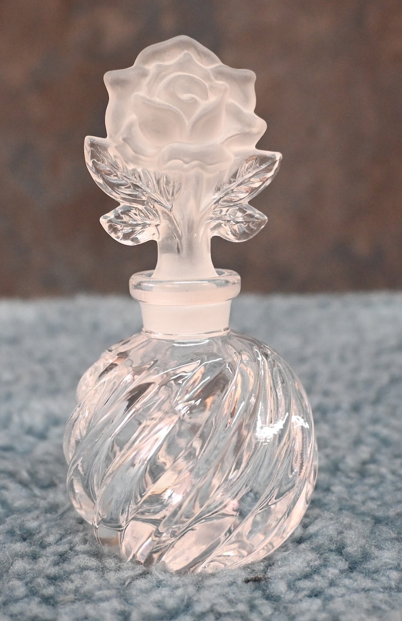 Global Art Flower Rose Clear Carved Perfume Bottle image 1