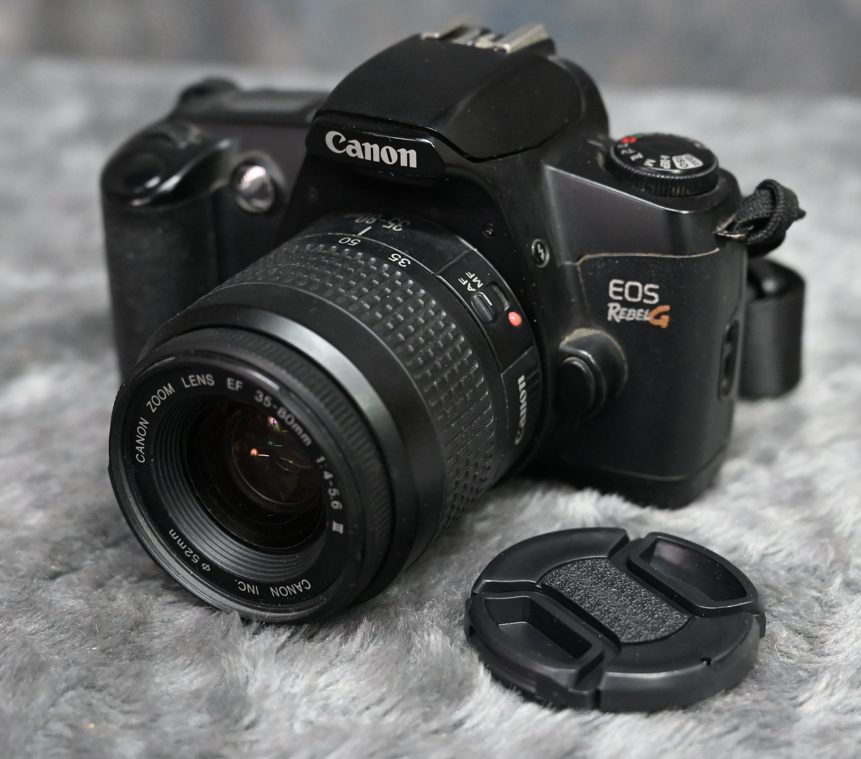 Appareil photo Argentique Canon EOS 500N 50mm f1.8 STM Noir - Reconditionne  - FILM372