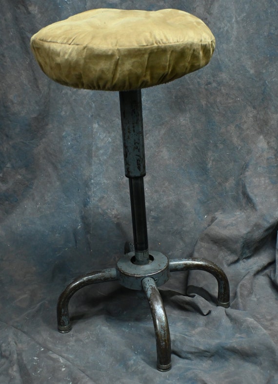 Photography Posing Stool (18-26") or Shop stool - image 3
