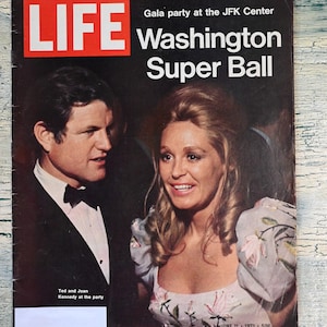 Life magazine June 11, 1971 Gala Party JFK Washington Super Ball