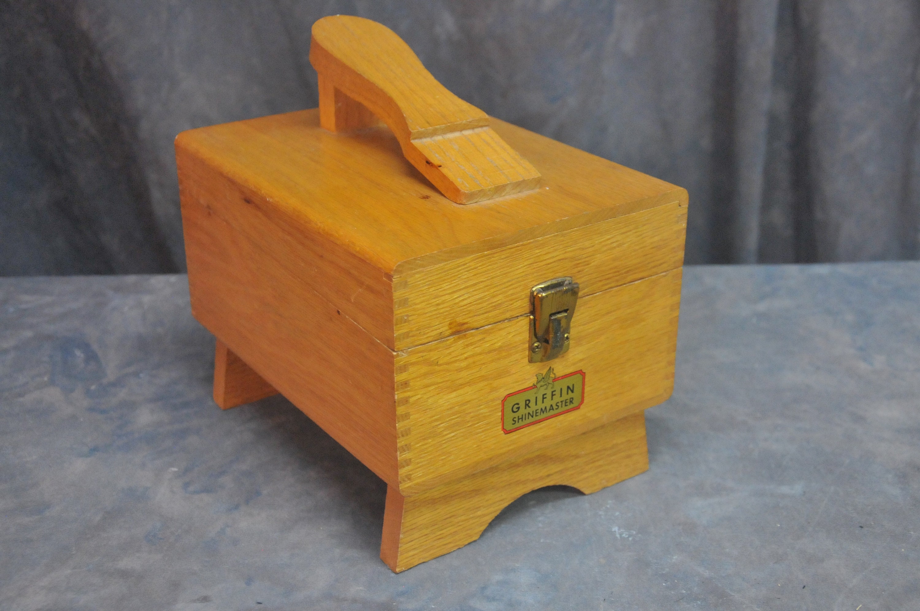 Shoe Shine Box for sale Only 3 left at 60