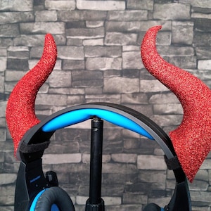 Headset Horns Demon Glitter Red | Headphones Accessory | VELCRO® Brand ONE-WRAP® Reusable Ties, Perfect For Streaming Gaming Costume Cosplay
