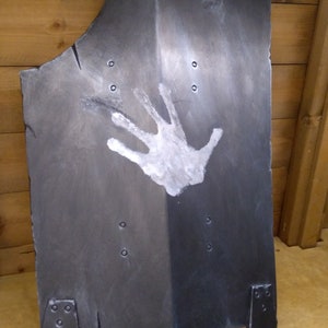 Uruk Hai Shield image 2