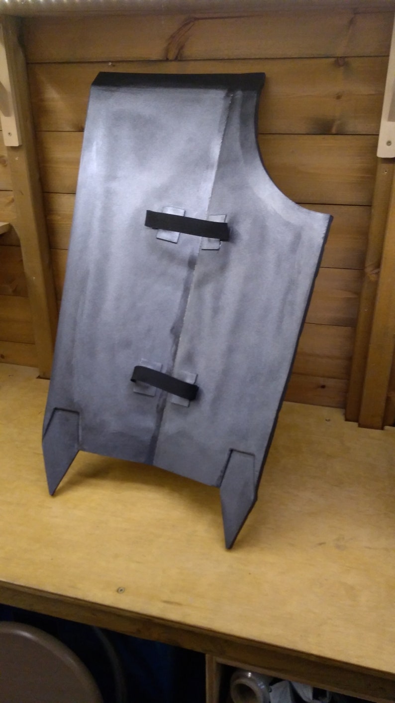 Uruk Hai Shield image 3