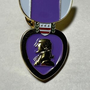 Purple Heart Enamel Backpack pin Jacket  Graffiti  Lapel Motorcycle  Tie Collectable Pins