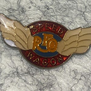Reo Brooch - Etsy