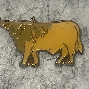 Pin de mochila con diseño de toro Brahma esmaltado vintage