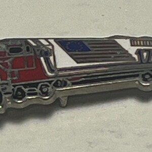 1776 Betsy Ross Locomotive Train Engine Pin, Collectable Railway Railroad Art