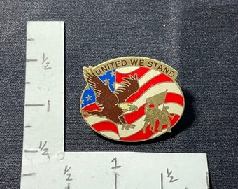 American Flag United We Stand  Enamel Backpack pin - Jacket Pin - Graffiti pin - Lapel pin - Motorcycle pin - Tie pin - Collectable pins