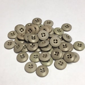 US Military Battle Dress Uniform Bulk Lot of Olive Drab , Desert Tan Or Mixed Lot of 50 Buttons for sewing repairs and replacement. image 2