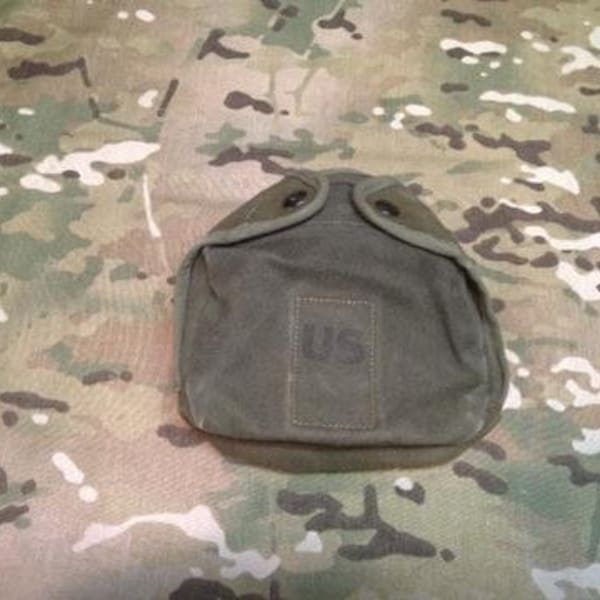 US Military Vintage Combat Issue Extreme Cold Weather Canteen Pouch  WWiI  Korea  Army USMC Navy ECWCS