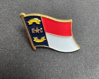 Enamel North Carolina Flag Enamel Backpack pin - Jacket Pin - Graffiti pin - Lapel pin - Motorcycle pin - Tie pin - Collectable Pins