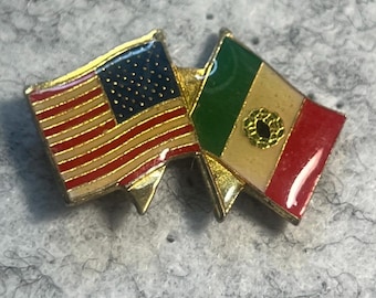Mexico and USA Country Flag Enamel Backpack pin - Jacket Pin - Graffiti pin - Lapel pin - Motorcycle pin - Tie pin - Collectable Pins