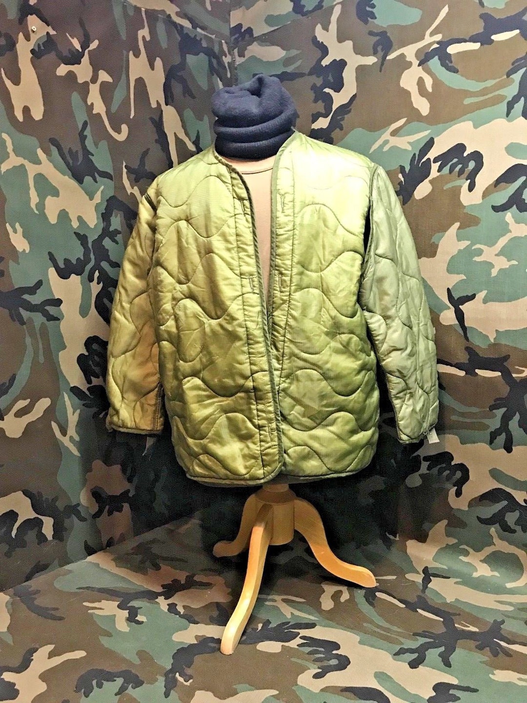 Repaired/flawed US Military Weather M-65 Field Jacket Liner Repaired/flawed US Military Weather M-65 Field Jacket Liner