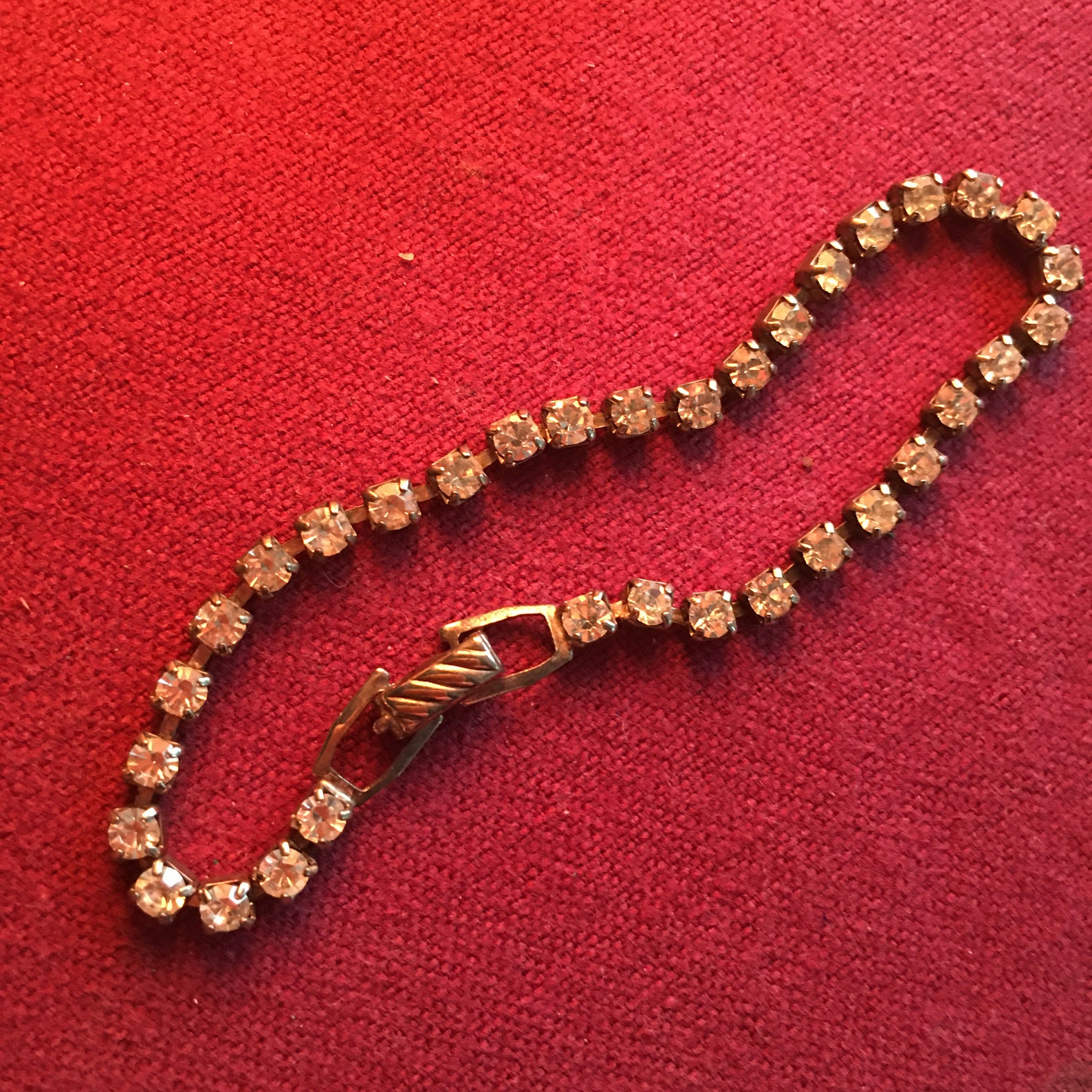 Sarah Coventry Bracelet - 6me10h8