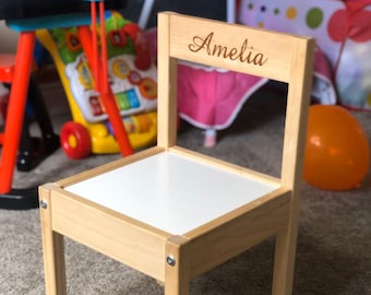 CHAISE SIMPLE Ikea personnalisée pour enfants, n'importe quel nom gravé sur la chaise!