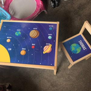 Table en bois IKEA LATT pour enfants personnalisée et 1 chaise imprimée planètes système solaire jouer carte tapis chaud enfants filles ami garçons famille