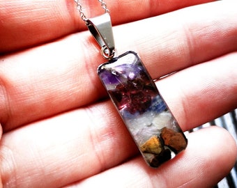 Chain, stainless steel, resin pendant with semi-precious stones, hand cast