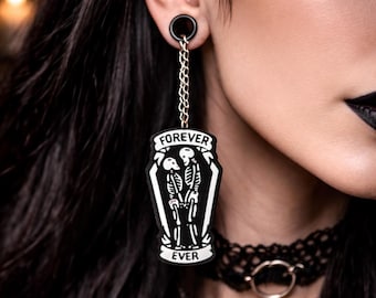 Gothic ear tunnel hangers – acrylic ear weights, stainless steel, magnetic closure