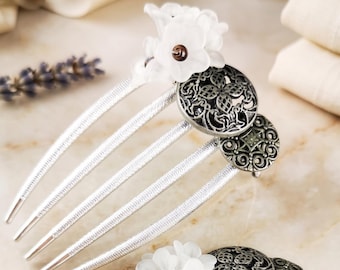 Pettine vintage con bottoni in metallo – Accessorio per capelli unico
