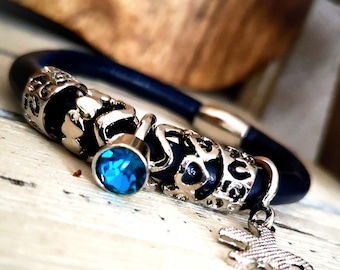Bracelet with sliding beads, bracelet, imitation leather, metal beads, dark blue, silver