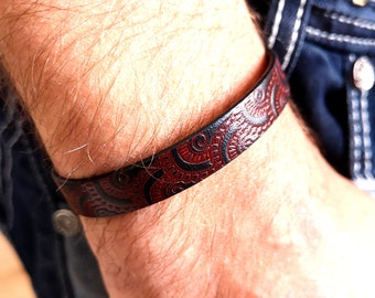 Bracelet, leather, unisex, vintage, leather bracelet, embossing,