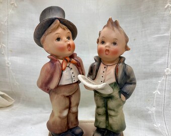Duet Hummel figurine/ statuette of two boys singing