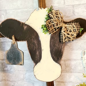 Hey Y'all / 16 Inch/ Welcome Sign/ Porch Sign/ Shiplap/ Buffalo Check/ Cow/ Cattle Head/ Farmhouse Sign/ Door Hanger / Personalize