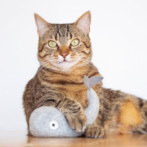 Dove Gray Catnip Whale Toy. Organic Catnip Kicker. Luxury Cat Toy. Felted Wool Cat Toy. Large Catnip Kicker. Organic Catnip Toy
