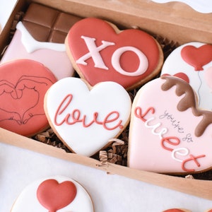 6 Piece Valentine's Day Royal Icing Cookie Gift Box (2 mini 4 reg sized) - Regular, Vegan/GF/Gluten-Free Vegan Friendly Options