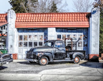 1953 Chevrolet Texaco Tow Truck 1:18 Scale Mira by Solido Vintage