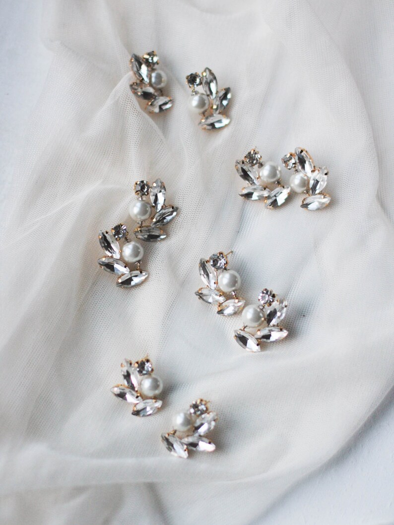 Bridesmaid Gift Set Hair Pins Bracelet Earrings Jewelry Set Bridal Bridesmaid Wedding Hair Accessories Hair Bobby Pins and Stud Earrings Set