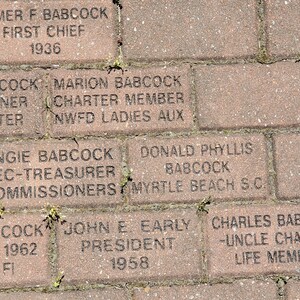 SPECIAL AGGREGATE Holland PAVERS Memorial Personalized Fundraising Bricks Memory Stone Patio Walkway American Legion School - Free Shipping