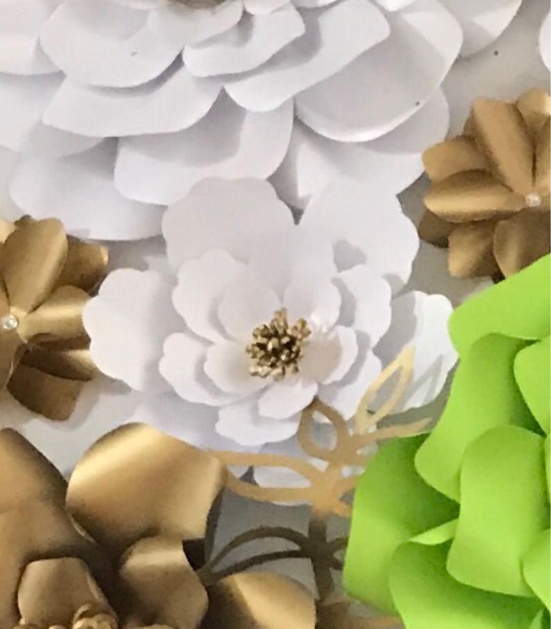 step by step paper flower tutorial included. Giant paper flower templates