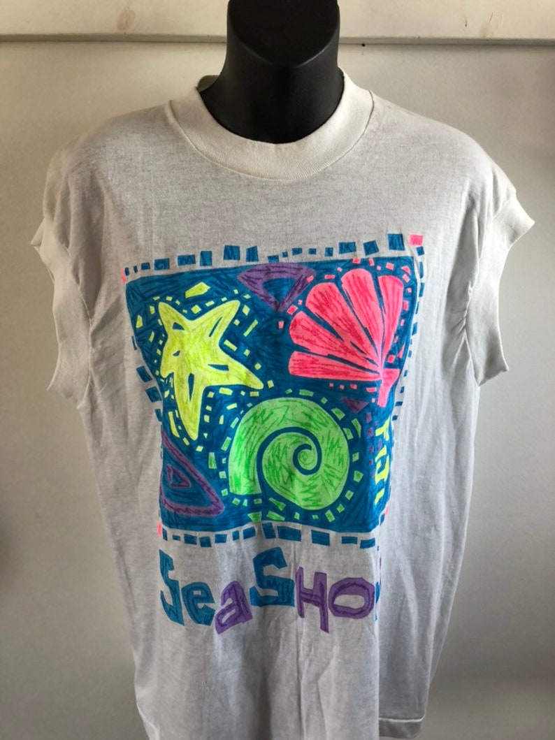 Vintage 1980s 1990s Neon Beach Graphic Sleeveless Tee Shirt Seashore