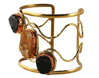 Ola カフ - 手作りで精巧に彫刻された天然石入りの混合金属カフ