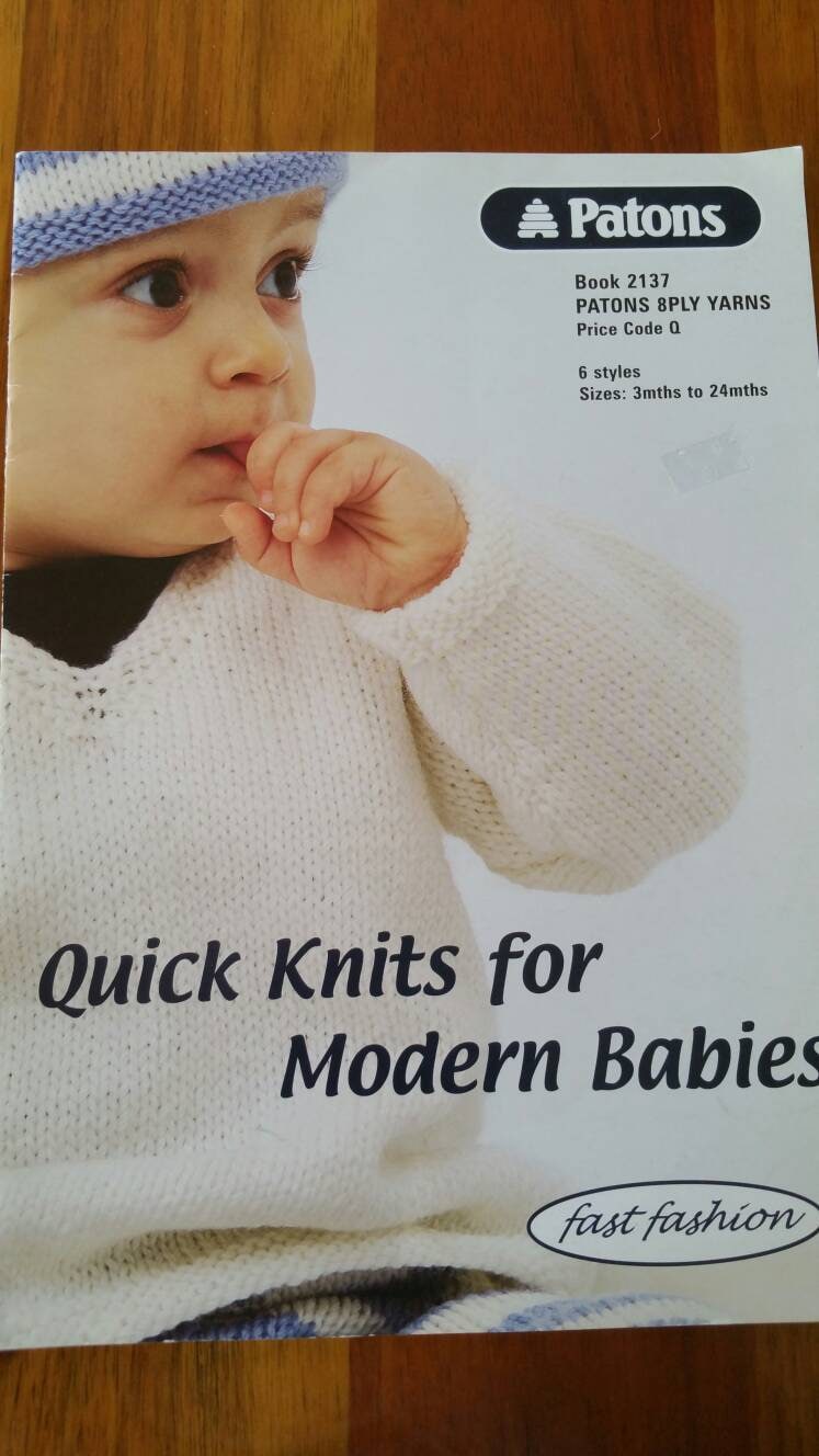 Patons - #2137 - Tejidos rápidos para bebés modernos - 8 capas - Tamaño 3 meses a 24 meses