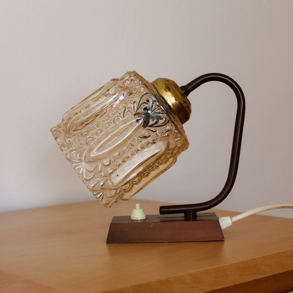 lampe de chevet vintage / lampe de bureau de table vintage / lampe de chevet moderne du milieu du siècle / éclairage rétro des années 60 / fabriqué en Yougoslavie